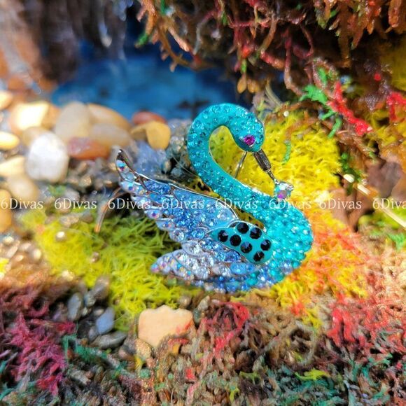 GLITTERING Blue Swan Brooch Pin - Picture 7 of 7